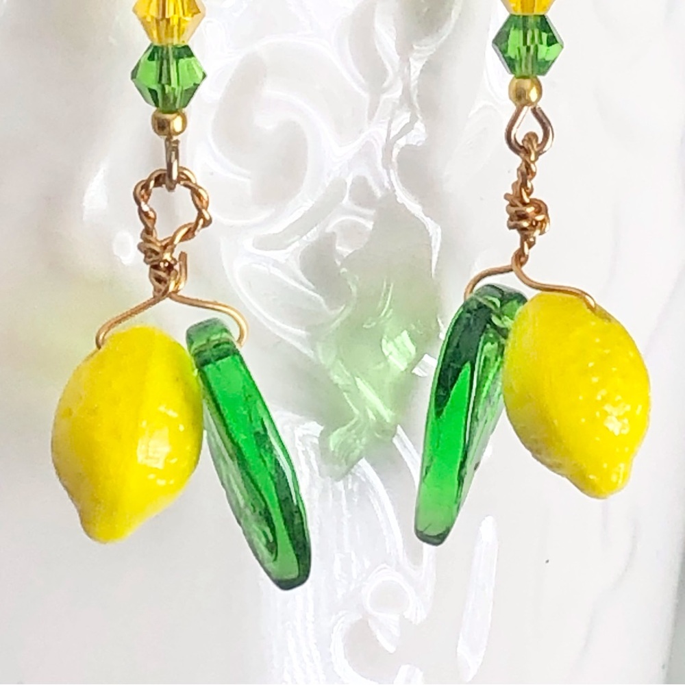 New Handmade Playful Glass Lemon Drop Citrus Fruit Yellow and Green Earrings - Picture 3 of 11